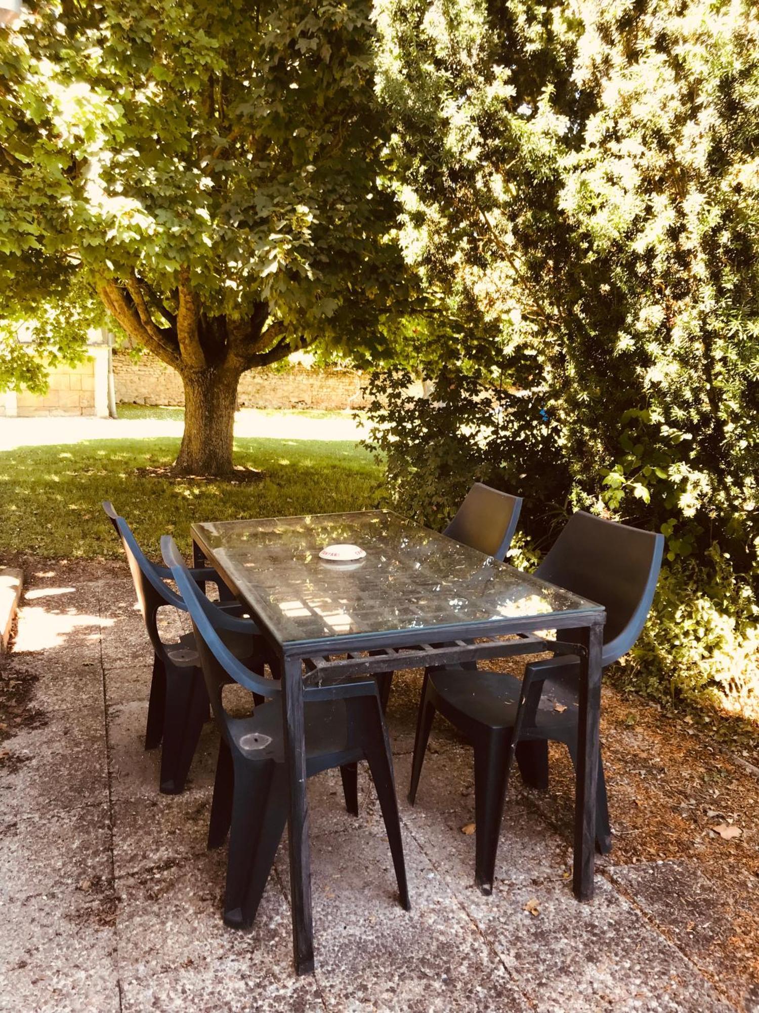 Gite Au Boom Coeur En Options Spa Et Repas Tourtenay Exterior photo